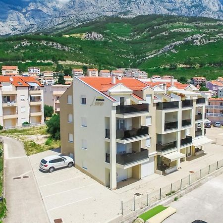 Apartments Leone Lukas Promajna Exteriör bild